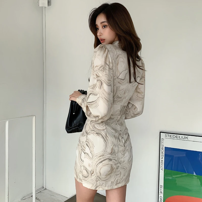 Autumn Long Sleeve Dresses Women Slim Vintage Printing Pencil Dress Elegant Korean Simple Bodycon Work Office Vestidos TA3201
Autumn Long Sleeve Dresses Women Slim Vintage Printing Pencil Dress Elegant Korean Simple Bodycon Work Office Vestidos TA3201