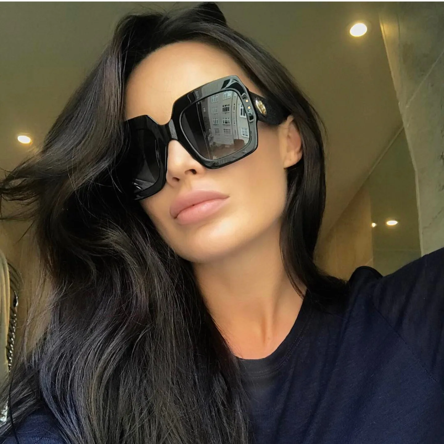 2021 Ladies Designer Square Sunglasses Women Luxury Brand Sun Glasses Men Shades Large Thick Clear Big Frame Sunglasses Black
2021 Ladies Designer Square Sunglasses Women Luxury Brand Sun Glasses Men Shades Large Thick Clear Big Frame Sunglasses Black