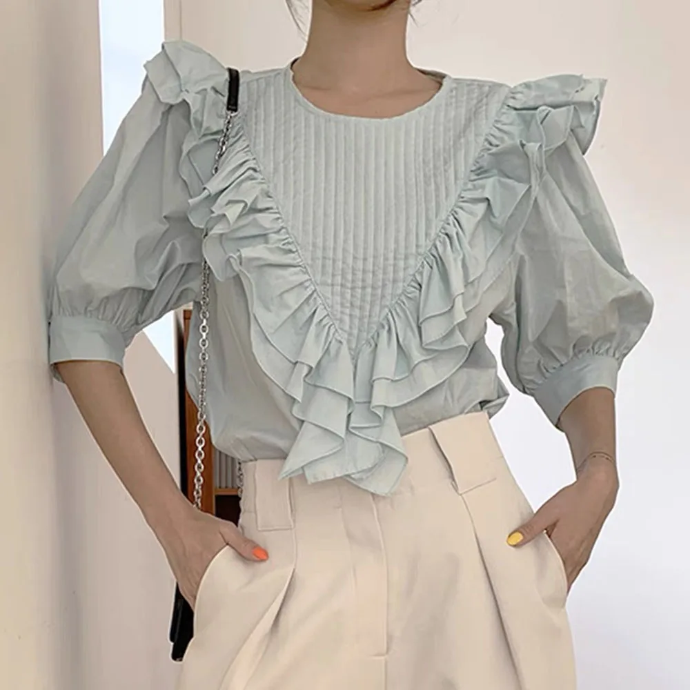 2021 Korean Fashion Summer Blouse Temperament Casual Loose Simple Designer Popular Ruffle White V-neck Lantern Sleeve
2021 Korean Fashion Summer Blouse Temperament Casual Loose Simple Designer Popular Ruffle White V-neck Lantern Sleeve