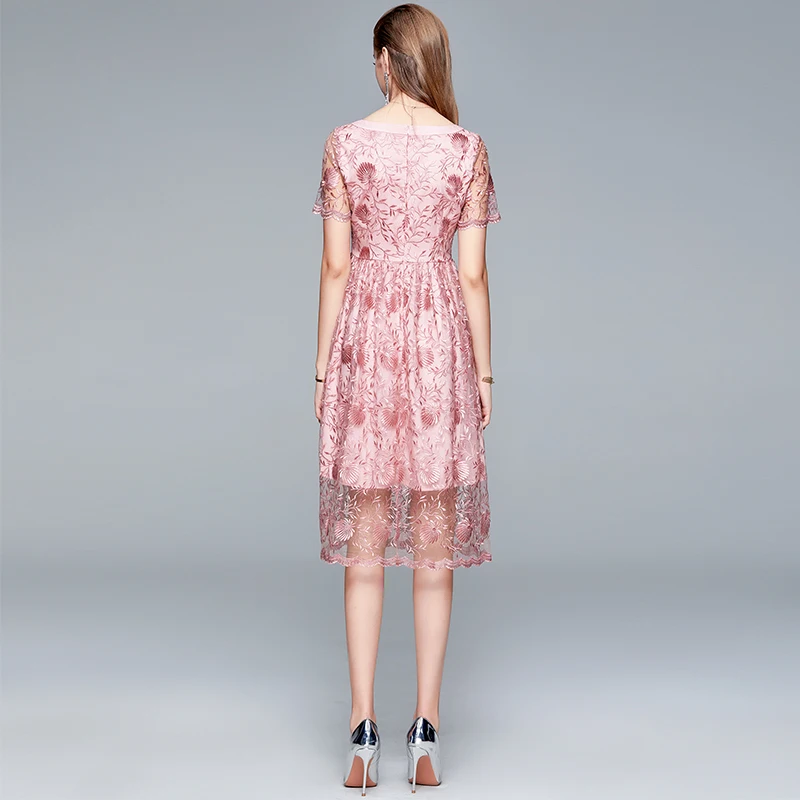 New Elegant Vintage Women Mesh Embroidery Slim Tunic Short Sleeve Midi Dress Lady Evening Party Dresses Clothing Summer Sundress
New Elegant Vintage Women Mesh Embroidery Slim Tunic Short Sleeve Midi Dress Lady Evening Party Dresses Clothing Summer Sundress
