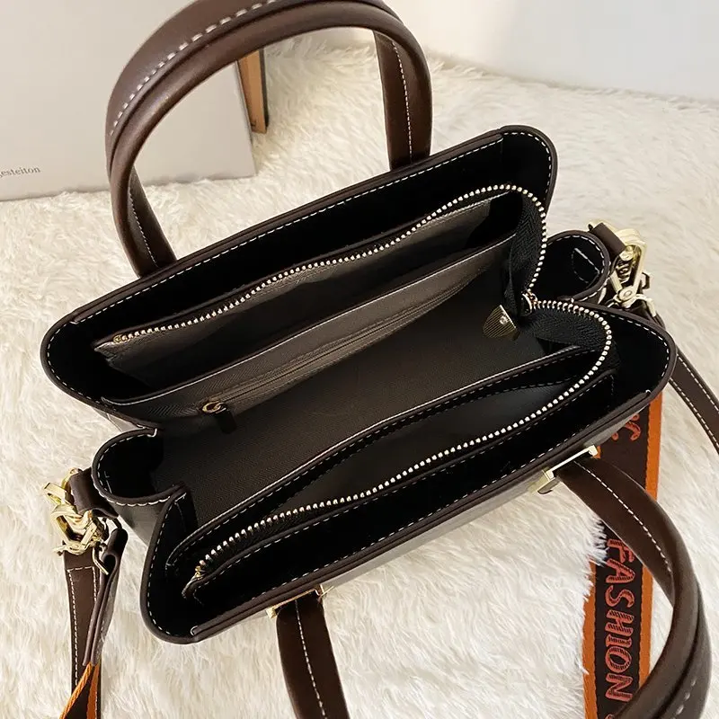 The New luxury bags Crossbody bag 2020 New High quality PU Leather Women's Designer Handbag Travel Shoulder Messenger Bag
The New luxury bags Crossbody bag 2020 New High quality PU Leather Women's Designer Handbag Travel Shoulder Messenger Bag