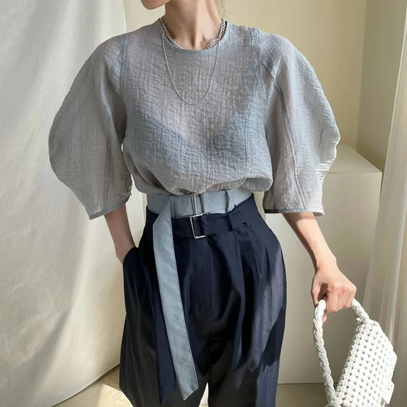 Blusas Casual Slightly See-through Base Women Blouse Loose Lantern Sleeve Chiffon Shirts Sexy Summer Pleated Tops White 15550 
Blusas Casual Slightly See-through Base Women Blouse Loose Lantern Sleeve Chiffon Shirts Sexy Summer Pleated Tops White 15550