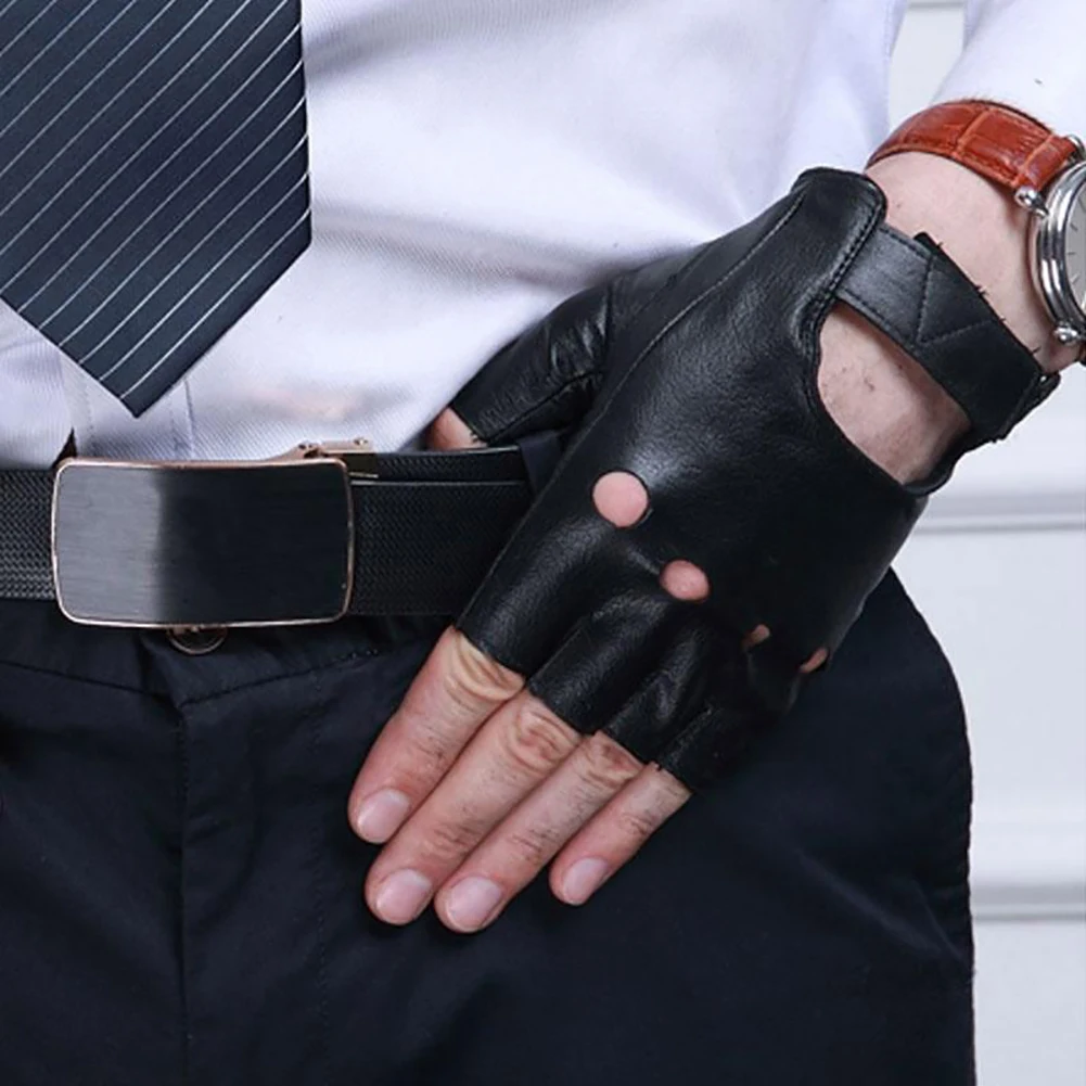 2PCS Synthetic Leather Black Driving Motorcycle/Bicycle Fingerless Gloves Men Women Gloves Fashion Sale Half Finger Gloves 
2PCS Synthetic Leather Black Driving Motorcycle/Bicycle Fingerless Gloves Men Women Gloves Fashion Sale Half Finger Gloves