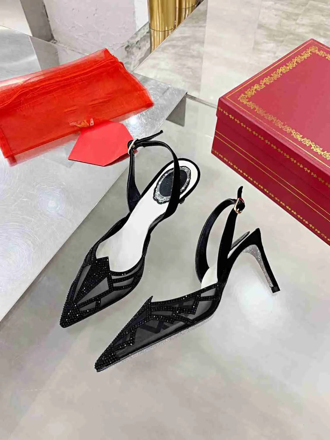 2021 Genuine Leather Shoes Women Luxury Shoes Women Designers Butterfly-knot Casual Shoes Women
2021 Genuine Leather Shoes Women Luxury Shoes Women Designers Butterfly-knot Casual Shoes Women