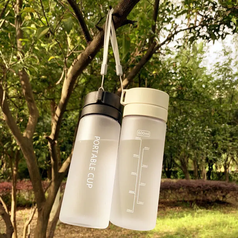 Korean version female student plastic water cup men and women lovers creative portable cup large capacity household scale tea
Korean version female student plastic water cup men and women lovers creative portable cup large capacity household scale tea