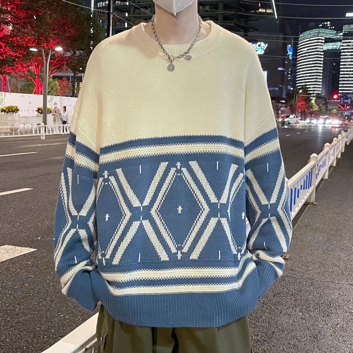 Retro Printed Knitted Sweater Long Sleeve O-neck Loose Stitching Contrast Color Streetwear Male Clothes Casual Oversize Pullover
Retro Printed Knitted Sweater Long Sleeve O-neck Loose Stitching Contrast Color Streetwear Male Clothes Casual Oversize Pullover