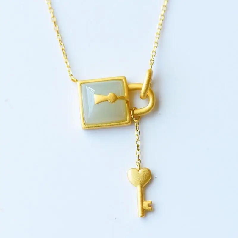 Natural Hetian Jade Square Inlaid S925 Sterling Silver Ancient Style Thick Golden Lock Gilding Craft Pendant Love Key
Natural Hetian Jade Square Inlaid S925 Sterling Silver Ancient Style Thick Golden Lock Gilding Craft Pendant Love Key