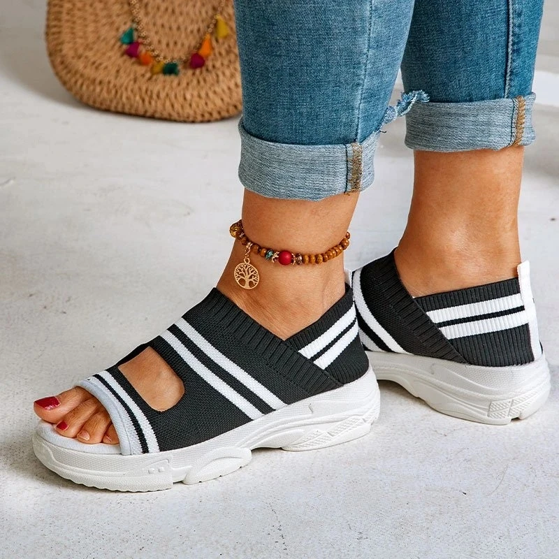 New Women Sandals 2021 High Heels Platform Women Shoes Summer Casual Female Sneakers Knitting Slip On Peep Toe Women Sandals
New Women Sandals 2021 High Heels Platform Women Shoes Summer Casual Female Sneakers Knitting Slip On Peep Toe Women Sandals