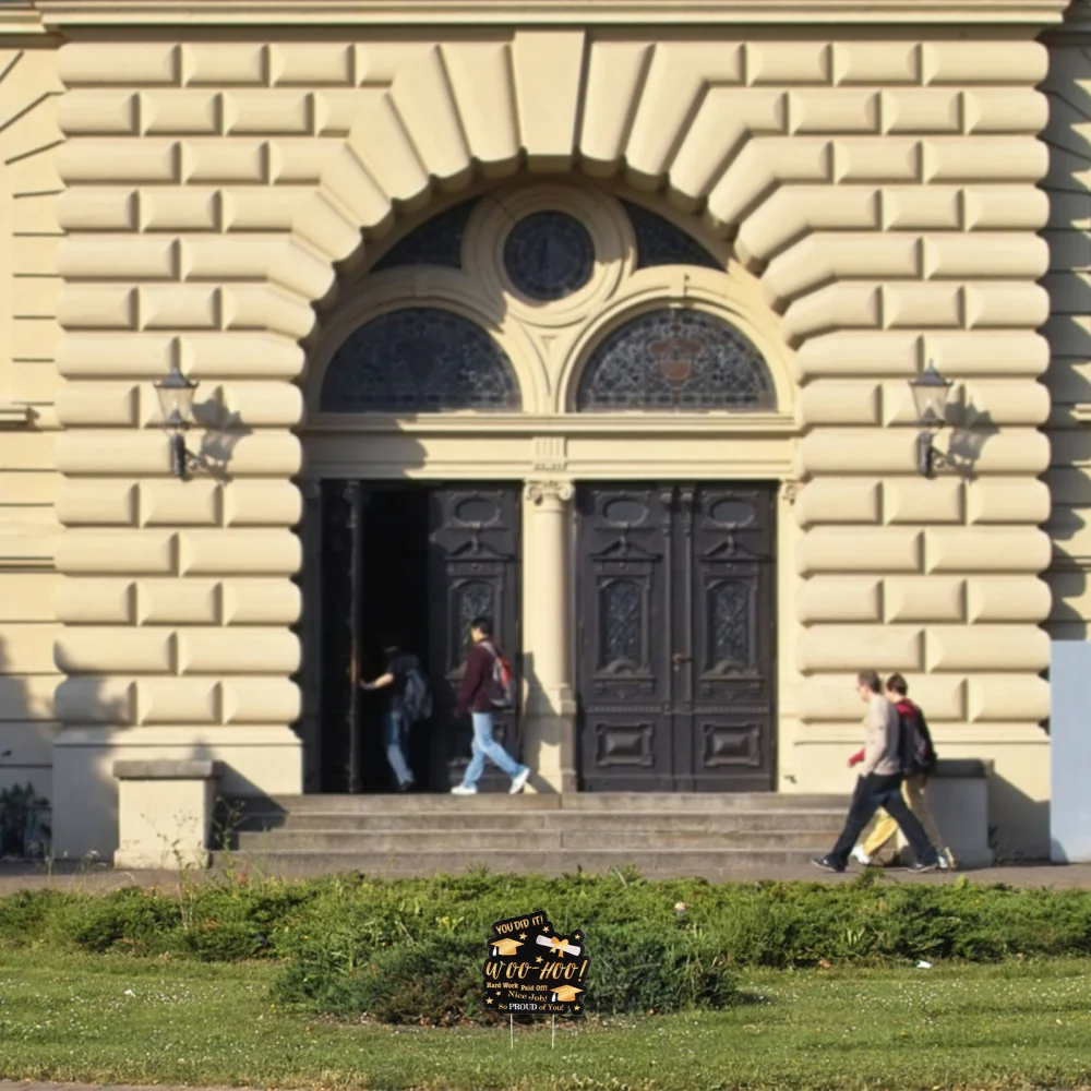 4pcs Graduation Party Outdoor Garden Yard Lawn Decorative Signs Supply
4pcs Graduation Party Outdoor Garden Yard Lawn Decorative Signs Supply