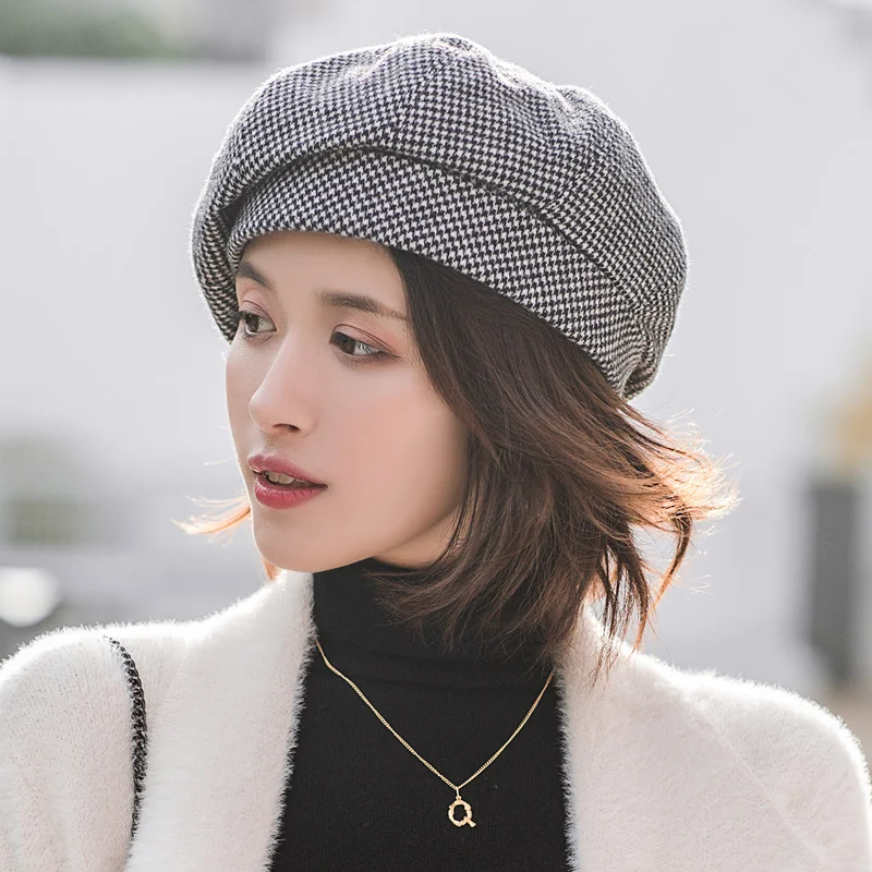 2021 Simple Women Wool Beret For Elegant Lady Winter Female Cotton Hats Plaid Vintage Octagonal Casual boina Autumn Girl Cap
2021 Simple Women Wool Beret For Elegant Lady Winter Female Cotton Hats Plaid Vintage Octagonal Casual boina Autumn Girl Cap