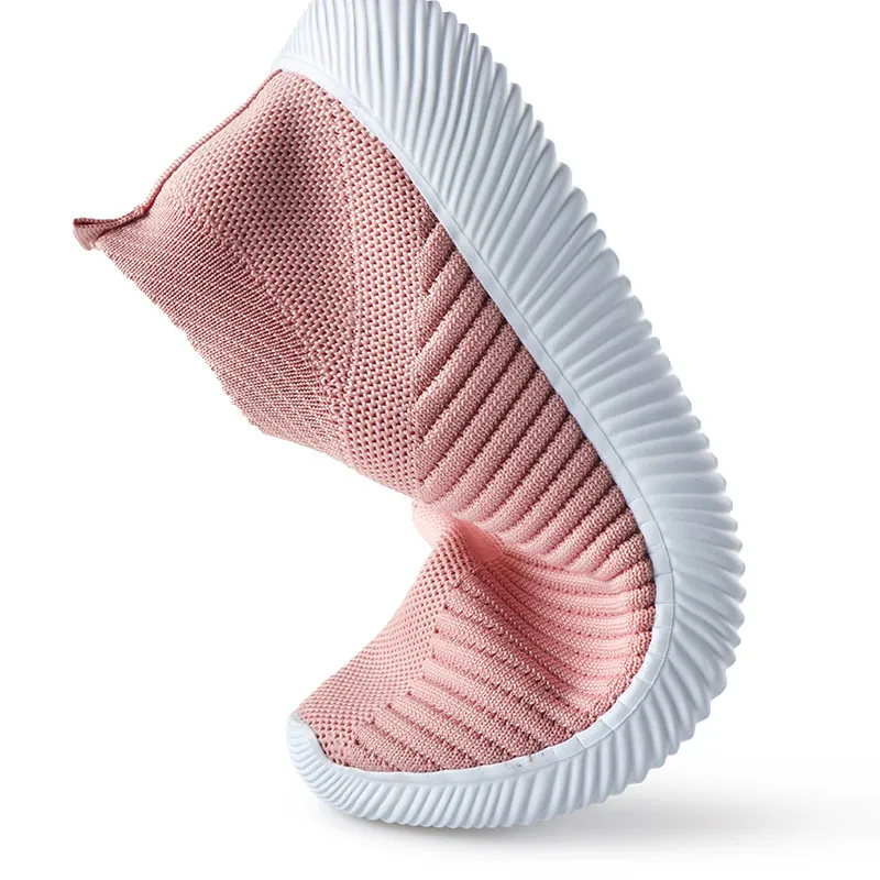 Vulcanized sneakers for women Non-slip knit shoes Breathable air mesh shoes low shoes Black sneakers Woman 
Vulcanized sneakers for women Non-slip knit shoes Breathable air mesh shoes low shoes Black sneakers Woman