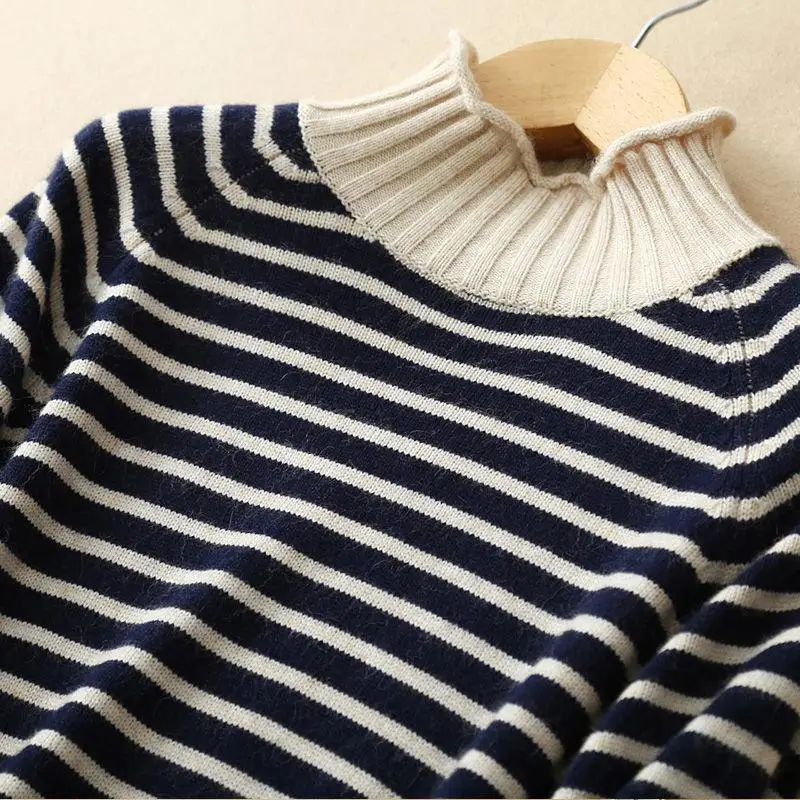 New cashmere sweater female half-high collar sweater short section color striped long-sleeved bottoming tops female large size
New cashmere sweater female half-high collar sweater short section color striped long-sleeved bottoming tops female large size
