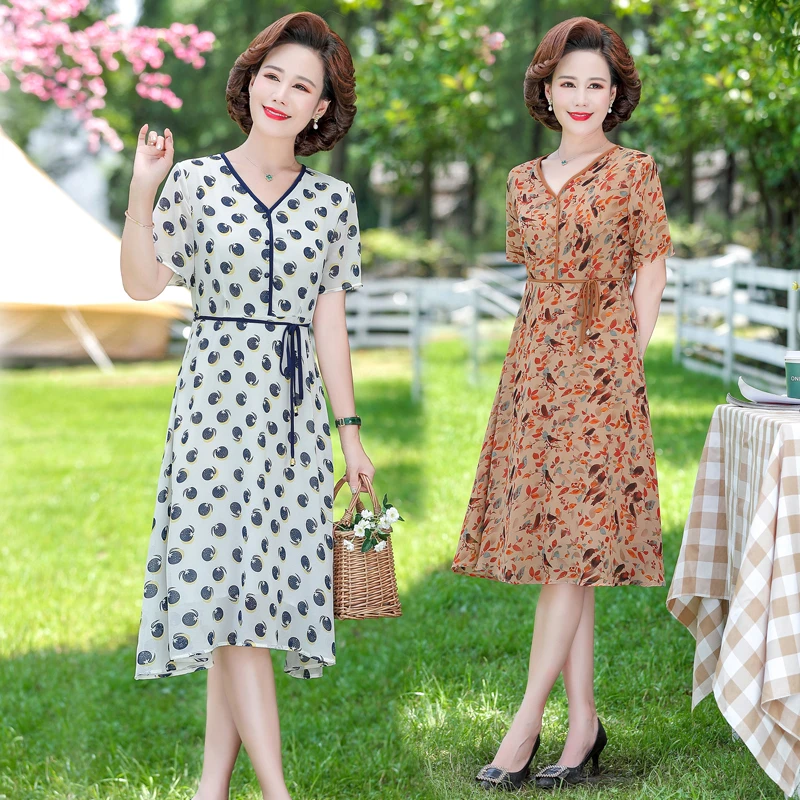 Summer Chiffon Dresses Casual Vintage Clothing Flowers Dress Print New V-neck Short Sleeve Women for Female XL-5XL
Summer Chiffon Dresses Casual Vintage Clothing Flowers Dress Print New V-neck Short Sleeve Women for Female XL-5XL