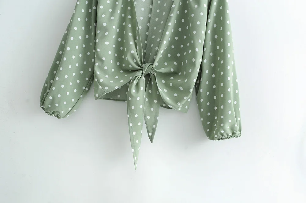 2020 New Fashion Brand Women Shirt Sexy & Club Full Polka Dot V-neck Short Polyester Regular
2020 New Fashion Brand Women Shirt Sexy & Club Full Polka Dot V-neck Short Polyester Regular