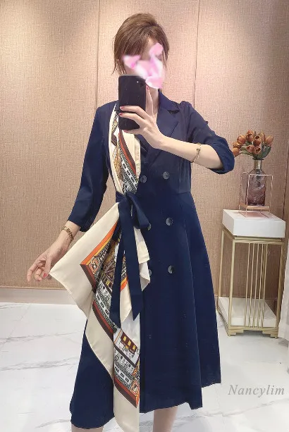 Dark Blue Dress Women Retro Scarf Patch Double Breasted Suit Collar Three Quarter Sleeve Business Temperament Lady Dresses
Dark Blue Dress Women Retro Scarf Patch Double Breasted Suit Collar Three Quarter Sleeve Business Temperament Lady Dresses