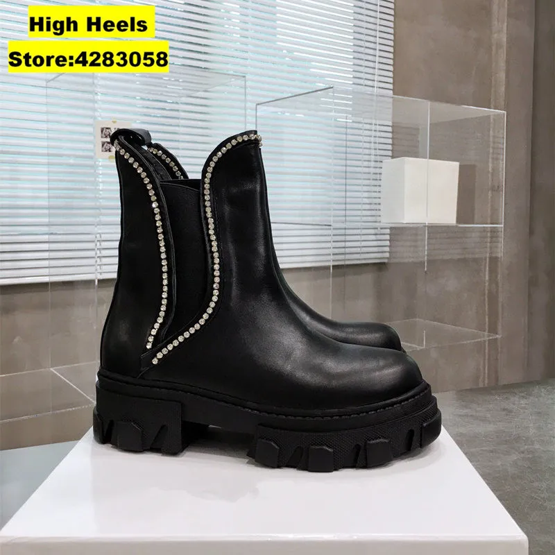 Casual Designer Women's Boots Black Genuine Leather Stretch Crystal Lace Up Short Booties Zapatos Mujer Martin Boots For Woman 
Casual Designer Women's Boots Black Genuine Leather Stretch Crystal Lace Up Short Booties Zapatos Mujer Martin Boots For Woman