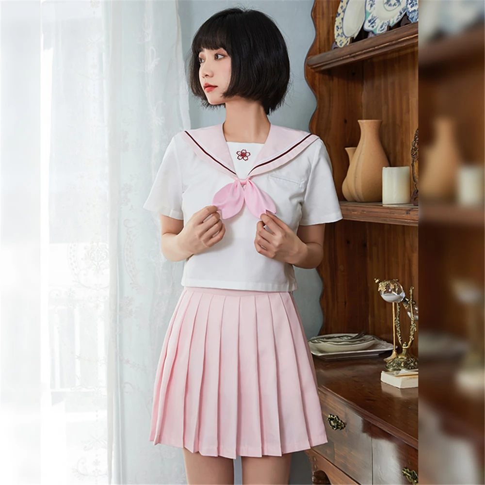 Sexy Cherry Blossom Stage Costume Girl Japanese Sailor Suit Student Uniform Pleated Skirt Cosplay Suit
Sexy Cherry Blossom Stage Costume Girl Japanese Sailor Suit Student Uniform Pleated Skirt Cosplay Suit
