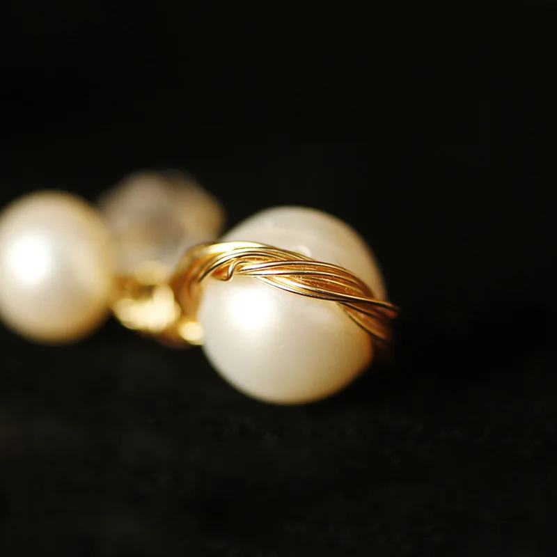 Vintage Handmade Round Freshwater Pearl Stereo Piercing Earrings Jewelry for Women Cute Metal Winding Small Dangle Earrings EH13 
Vintage Handmade Round Freshwater Pearl Stereo Piercing Earrings Jewelry for Women Cute Metal Winding Small Dangle Earrings EH13