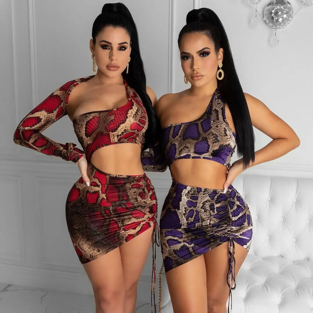 2021 Sexy Snakeskin Swimwear Women's Swimsuits Irregular Bikini set With Dress 3 Piece Bathing Suit Hollow Out Bikinis Beachwear
2021 Sexy Snakeskin Swimwear Women's Swimsuits Irregular Bikini set With Dress 3 Piece Bathing Suit Hollow Out Bikinis Beachwear