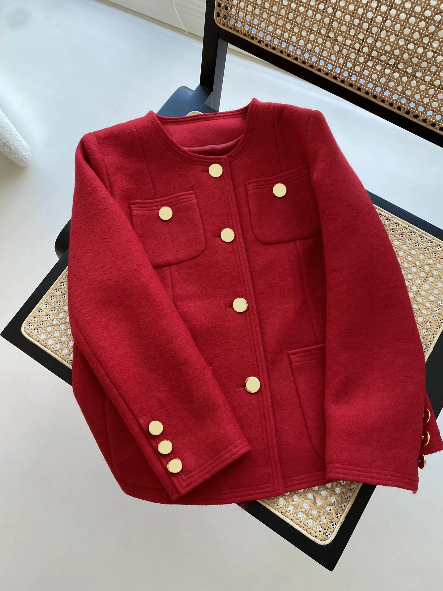 High-end Red Wool Coats for Women Long Sleeve O-neck Jackets Top Quality 3D Cut Four Pocket Slim Woolen Coats Lady Winter 2021
High-end Red Wool Coats for Women Long Sleeve O-neck Jackets Top Quality 3D Cut Four Pocket Slim Woolen Coats Lady Winter 2021