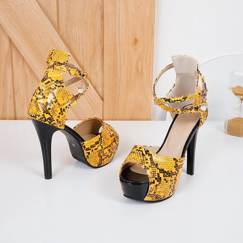 Women's High Heels Sandals Summer 2021 Peep Toe Buckle Strap Femme Shoes Fashion Ladies Hollow Out Animal Prints Woman Shoes
Women's High Heels Sandals Summer 2021 Peep Toe Buckle Strap Femme Shoes Fashion Ladies Hollow Out Animal Prints Woman Shoes