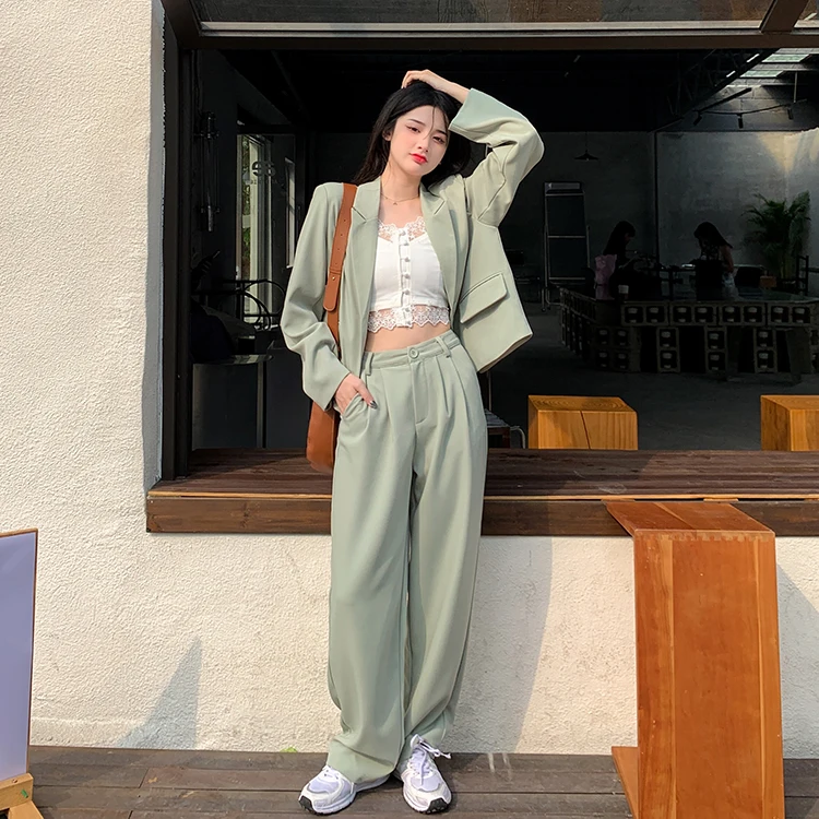 Vintage Autumn Winter Thicken Women Pant Suit Light Green Notched Blazer Jacket & Pant 2021 Office Wear Women Suits Female Sets
Vintage Autumn Winter Thicken Women Pant Suit Light Green Notched Blazer Jacket & Pant 2021 Office Wear Women Suits Female Sets