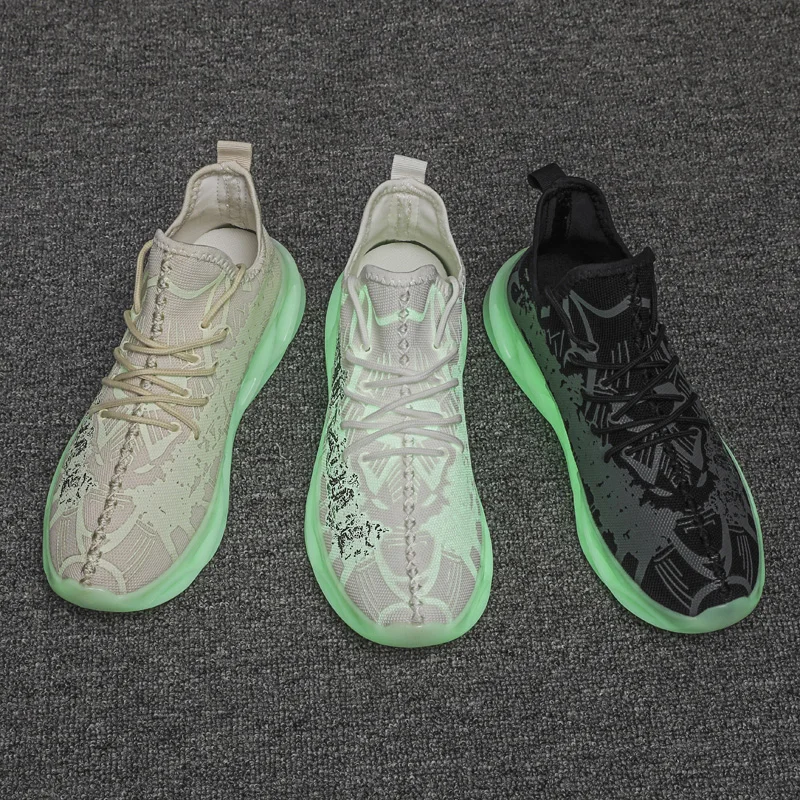 Men Running ShoesFashion Breathable Mesh Light-up Sneakers Wild Casual Sport Shoes Luminous Flying Woven Shoes Glowing Shoes
Men Running ShoesFashion Breathable Mesh Light-up Sneakers Wild Casual Sport Shoes Luminous Flying Woven Shoes Glowing Shoes