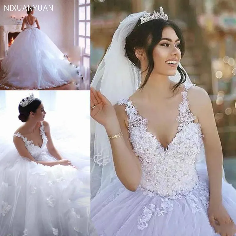 Princess Flowers Wedding Dresses Deep V Neck Pearls Beads Lace Ball Gown Wedding Dress Bridal Gowns Plus Size Wedding Gowns
Princess Flowers Wedding Dresses Deep V Neck Pearls Beads Lace Ball Gown Wedding Dress Bridal Gowns Plus Size Wedding Gowns