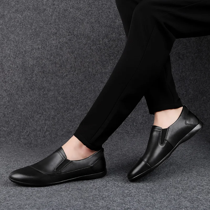 Genuine Leather Men Casual Shoes Brand fashion Mens Loafers outdoor Moccasins Breathable Slip on Black Driving Shoes Men
Genuine Leather Men Casual Shoes Brand fashion Mens Loafers outdoor Moccasins Breathable Slip on Black Driving Shoes Men