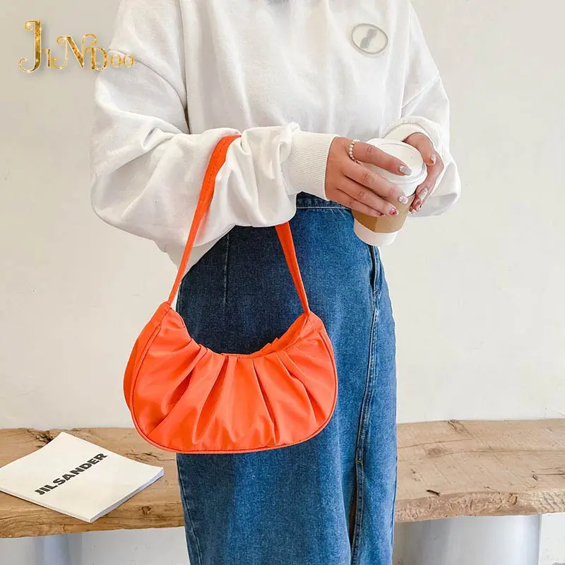 Pleated Design Small Shoulder Bags for Women Nylon Solid Color Elegant Cloud Underarm Bag Female Casual Travel Clutch Handbags
Pleated Design Small Shoulder Bags for Women Nylon Solid Color Elegant Cloud Underarm Bag Female Casual Travel Clutch Handbags