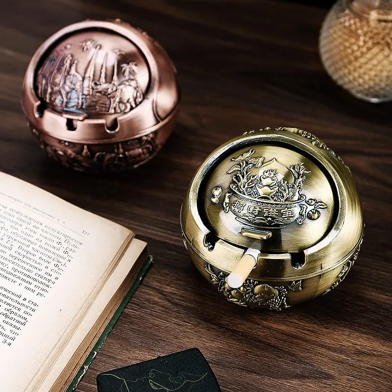 Creative Decoration Rose Bottom Silver Red creative retro trend anti-falling of Round Ashtray Mini Portable Cigarette Ashtray
Creative Decoration Rose Bottom Silver Red creative retro trend anti-falling of Round Ashtray Mini Portable Cigarette Ashtray