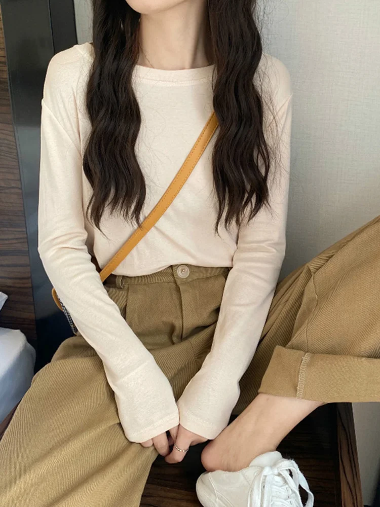 2021 Spring and Autumn Low Neck White Bottomed Shirt for Women in Autumn and Winter with Solid Color Long Sleeve T-shirt, Black
2021 Spring and Autumn Low Neck White Bottomed Shirt for Women in Autumn and Winter with Solid Color Long Sleeve T-shirt, Black