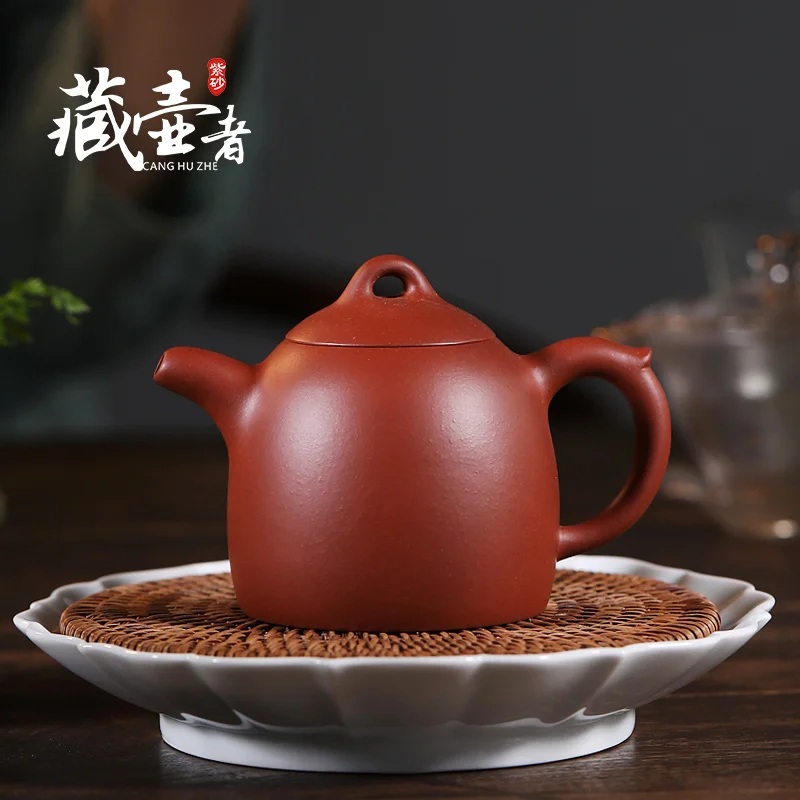 ★Genuine Yixing purple clay teapot pure manual raw mineral clear cement teapot single pot household kungfu Qinquan teapot
★Genuine Yixing purple clay teapot pure manual raw mineral clear cement teapot single pot household kungfu Qinquan teapot