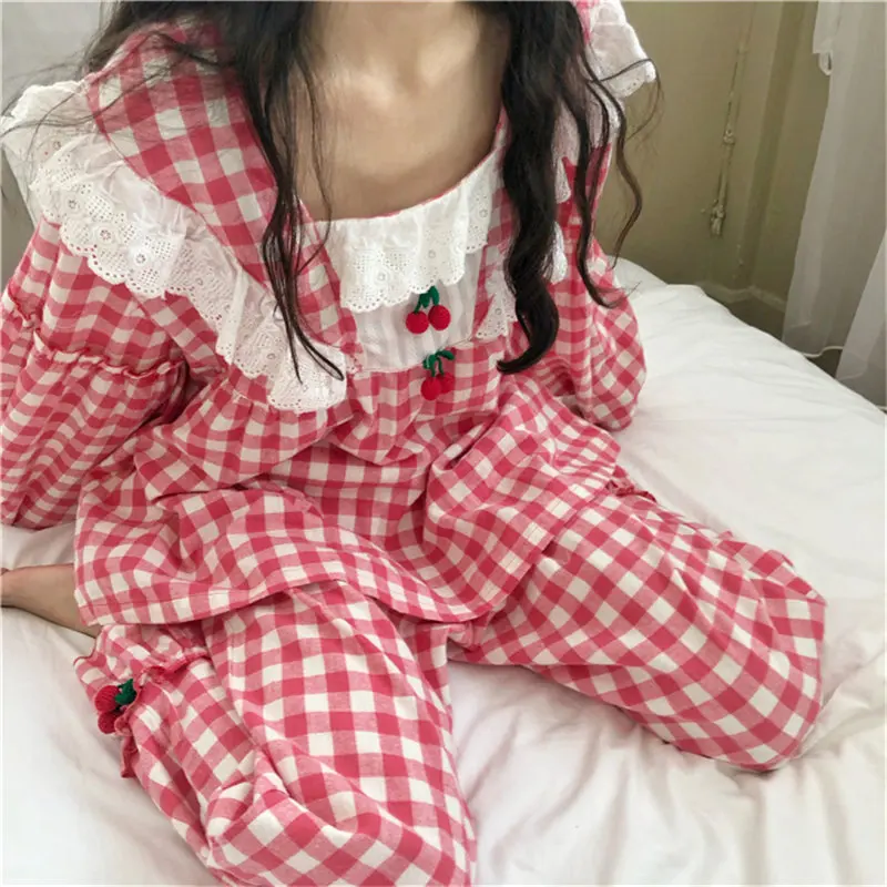 Women Loose Pajamas Suits Fresh Home Clothes Alien Kitty Sweet Fashion Square Collar Princess Sleepwear 2021Plaid Gentle Chic
Women Loose Pajamas Suits Fresh Home Clothes Alien Kitty Sweet Fashion Square Collar Princess Sleepwear 2021Plaid Gentle Chic