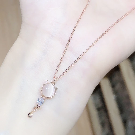BOTU 2021 New Fashion Pendant Creative Pink Crystal Rose Gold Cute Animal Shape Necklace for Women
BOTU 2021 New Fashion Pendant Creative Pink Crystal Rose Gold Cute Animal Shape Necklace for Women