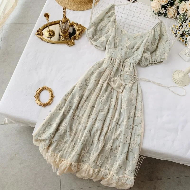 Women's vintage silk chiffon fairy dress, French, vintage, loose sleeves, casual, elegant, floral print, new in summer 2021
Women's vintage silk chiffon fairy dress, French, vintage, loose sleeves, casual, elegant, floral print, new in summer 2021