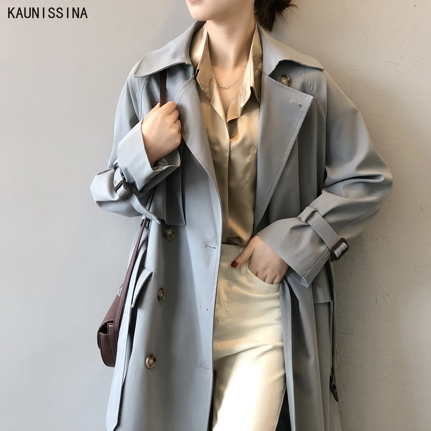 New Spring Autumn Long Trench Coat Turn-down Collar Double-breasted Chic Streetwear Windbreaker Coat Fashion Lady Outerwear
New Spring Autumn Long Trench Coat Turn-down Collar Double-breasted Chic Streetwear Windbreaker Coat Fashion Lady Outerwear