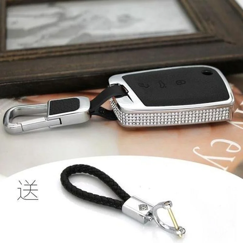 Diamond-encrusted Car Key Case Cover Key Chain Key Bag Shell Protector for Volkswagen Golf 7 Tayron Lavida Plus Car Accessories
Diamond-encrusted Car Key Case Cover Key Chain Key Bag Shell Protector for Volkswagen Golf 7 Tayron Lavida Plus Car Accessories