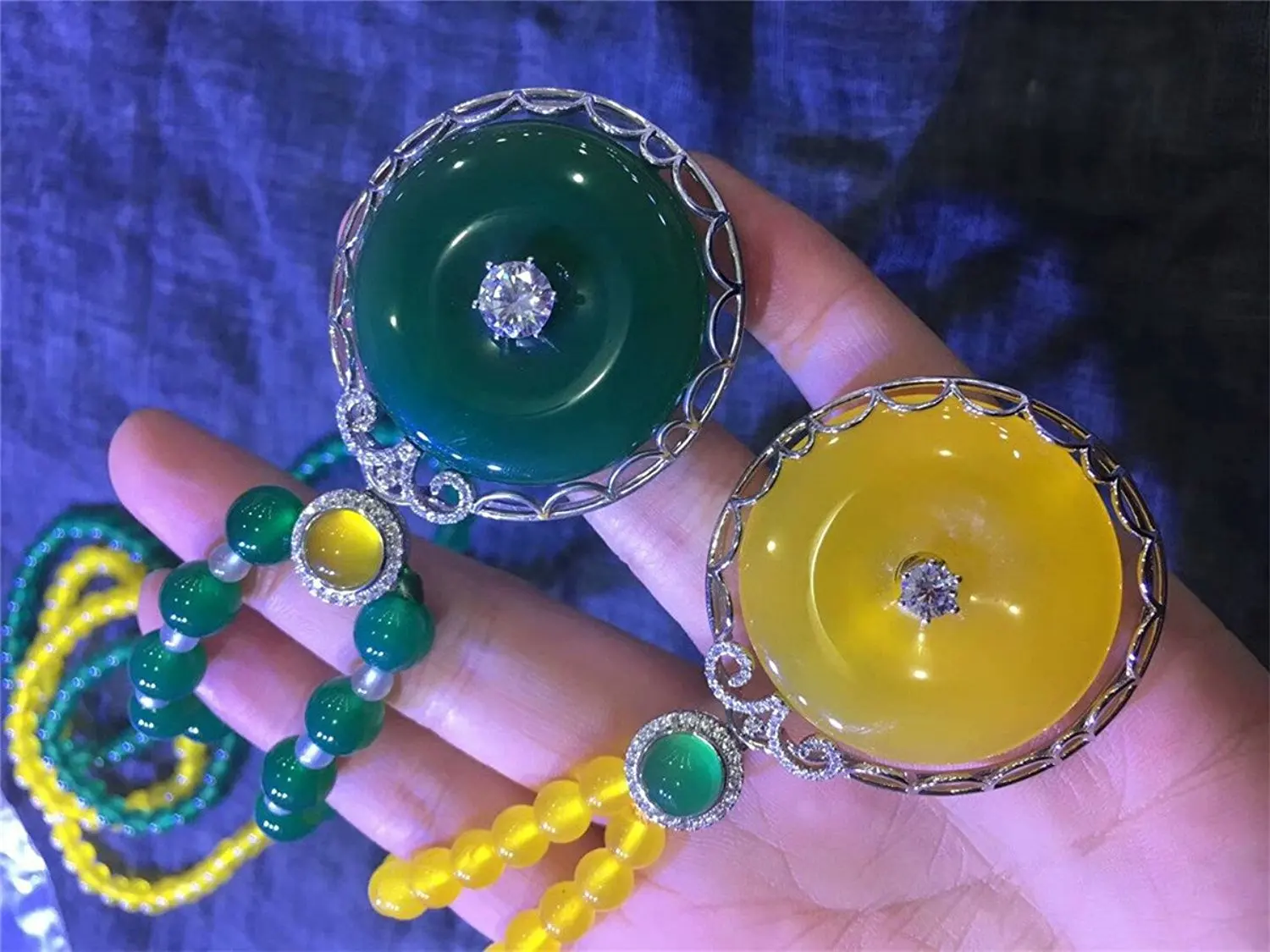 LETSFUN Fine Jewelry Natural Green Jade Peace Button Pendant 925 Silver Leopard Head Necklace Free Shipping
LETSFUN Fine Jewelry Natural Green Jade Peace Button Pendant 925 Silver Leopard Head Necklace Free Shipping