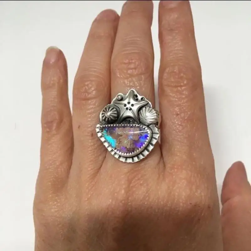 Starfish Shell Colored Stone Ring Women's Ring New Fashion Irregular Retro Ring Accessories Party Jewelry Size 5-10
Starfish Shell Colored Stone Ring Women's Ring New Fashion Irregular Retro Ring Accessories Party Jewelry Size 5-10