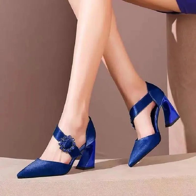 Cresfimix Zapatos De Mujer; Женские модные милые туфли-лодочки на квадратном каблуке для ночного клуба; Черные пикантные вечерние туфли на высоком каблуке; A9768
Cresfimix Zapatos De Mujer; Женские модные милые туфли-лодочки на квадратном каблуке для ночного клуба; Черные пикантные вечерние туфли на высоком каблуке; A9768