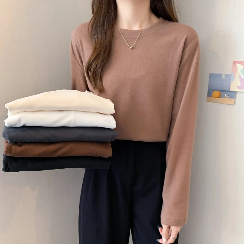 Autumn And Winter Round Neck German Velvet Blouse Double-Sided Sanding Home Comfort Base Coat Simple And Versatile
Autumn And Winter Round Neck German Velvet Blouse Double-Sided Sanding Home Comfort Base Coat Simple And Versatile