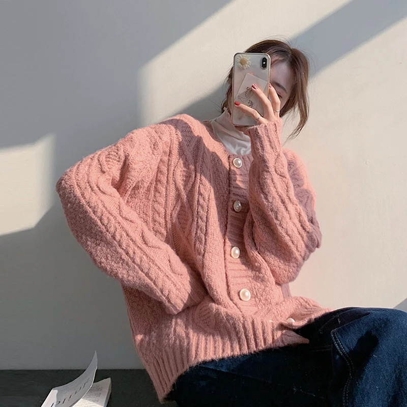 Autumn And Winter New Soft Waxy Loose Lazy Casual Sweater Cardigan Long Sleeve Sweater Top Woman
Autumn And Winter New Soft Waxy Loose Lazy Casual Sweater Cardigan Long Sleeve Sweater Top Woman