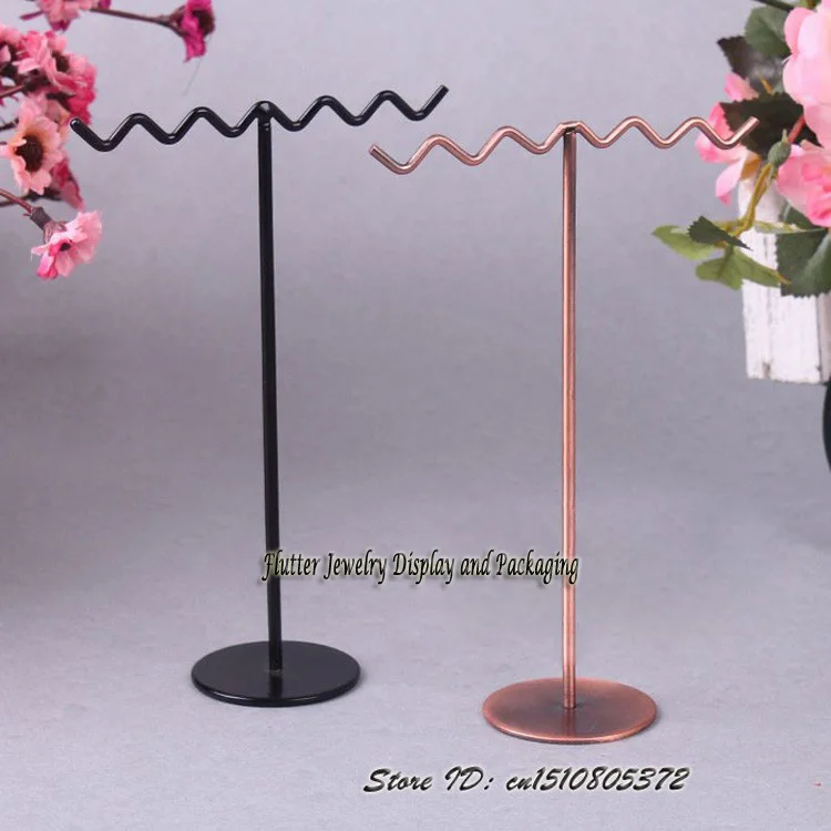 Mental Jewelry Dislay Rack Earring Holder Necklace Showing Stand Hanger Bracelet Hanging Showcase Bronze and Black
Mental Jewelry Dislay Rack Earring Holder Necklace Showing Stand Hanger Bracelet Hanging Showcase Bronze and Black
