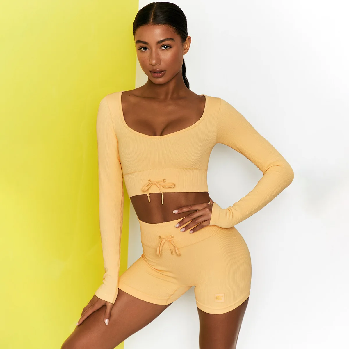 Women's 2 Piece Seamless Yoga Outfits Workout Athletic Sets - Long Sleeve Gym Crop Tops High Waisted Compression Shorts
Women's 2 Piece Seamless Yoga Outfits Workout Athletic Sets - Long Sleeve Gym Crop Tops High Waisted Compression Shorts