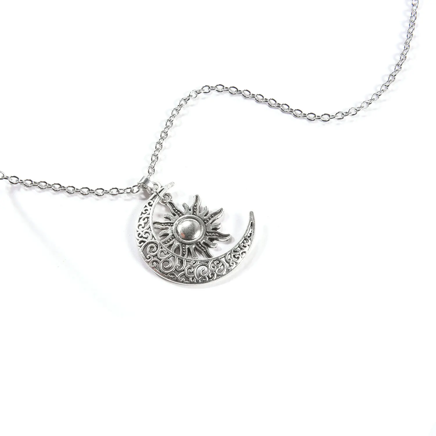 Retro Silver Color Trend Sun Moon Pendant Necklace Female Personality Clavicle Necklace Women Fashion Collares Jewelry XL340
Retro Silver Color Trend Sun Moon Pendant Necklace Female Personality Clavicle Necklace Women Fashion Collares Jewelry XL340