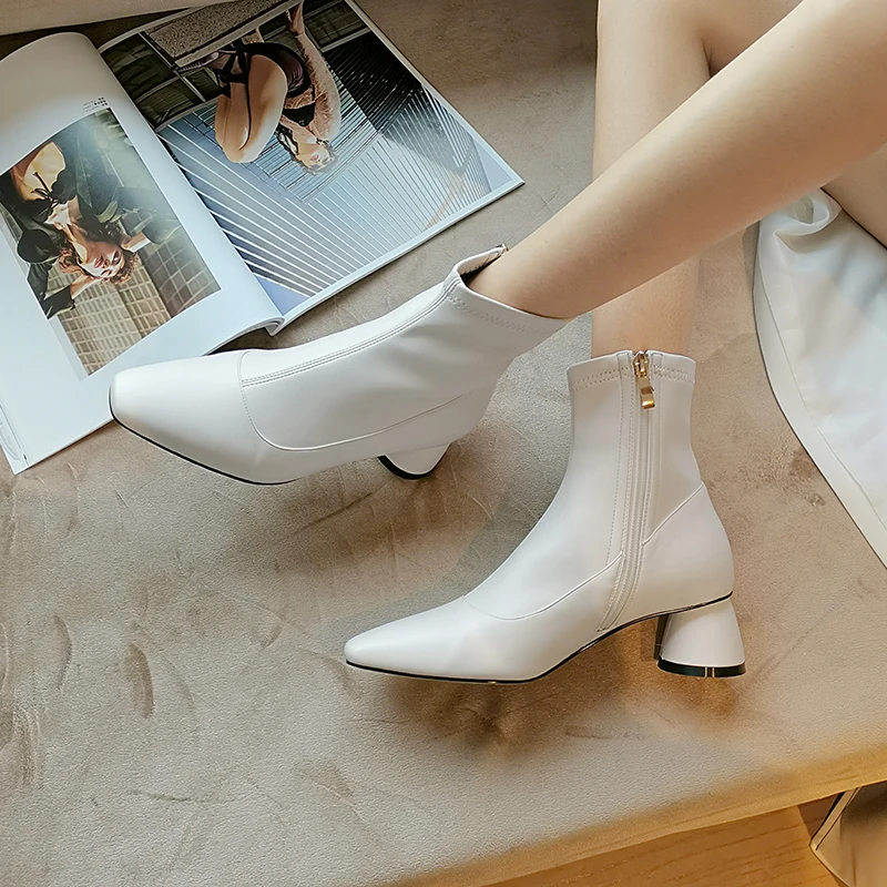 WETKISS High Heels Round Ankle Boots Women Cow Leather Booties Female Square Toe Shoes Ladies Fashion Zip Shoes Winter 2020 New
WETKISS High Heels Round Ankle Boots Women Cow Leather Booties Female Square Toe Shoes Ladies Fashion Zip Shoes Winter 2020 New