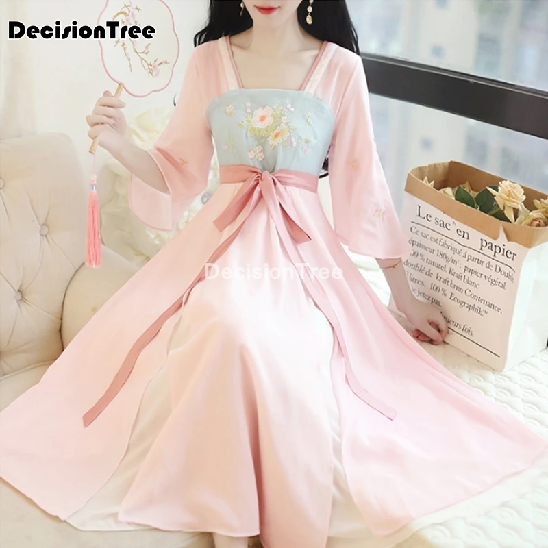 2022 women 's dress improved hanfu cute retro style women 's kimono dress japanese clothes hanfu women japanese clothes 
2022 women 's dress improved hanfu cute retro style women 's kimono dress japanese clothes hanfu women japanese clothes