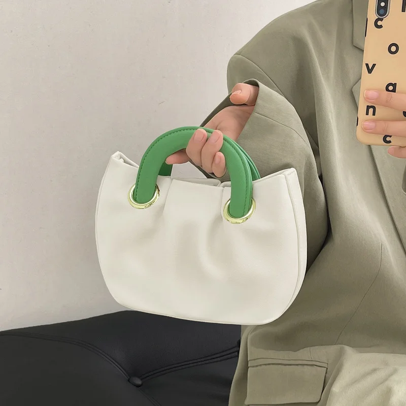 2021 New Fashion Folded Cloud Women's bag Shoulder Bags Women Luxury Pu Leather Handbag and Purses Crossbody Bag Female Tote bag
2021 New Fashion Folded Cloud Women's bag Shoulder Bags Women Luxury Pu Leather Handbag and Purses Crossbody Bag Female Tote bag