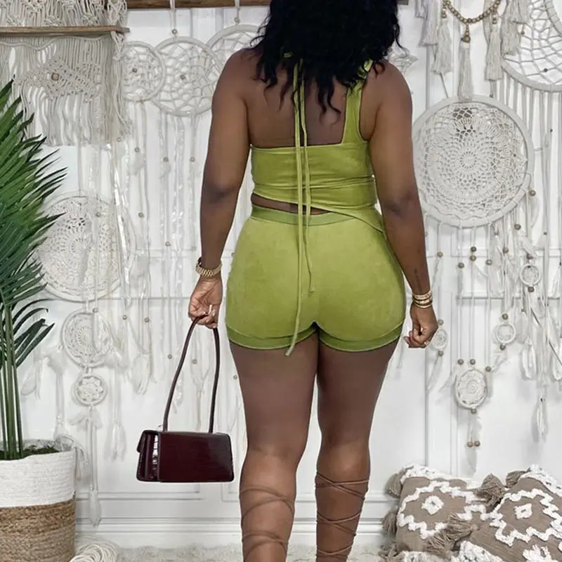 Velour Asymmetry Women's Two Piece Set Avocado Halter Crop Tops Crease Shorts Sets Female Matching Outfit Sexy Workout Slim 2021
Velour Asymmetry Women's Two Piece Set Avocado Halter Crop Tops Crease Shorts Sets Female Matching Outfit Sexy Workout Slim 2021